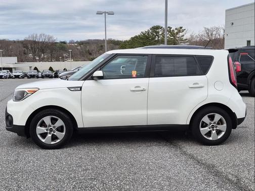 2017 Kia Soul Base