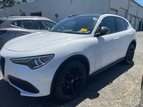 2019 Alfa Romeo Stelvio Ti Sport