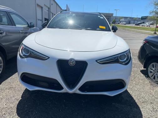 2019 Alfa Romeo Stelvio Ti Sport