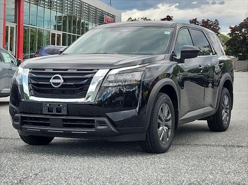 2025 Nissan Pathfinder S 4WD