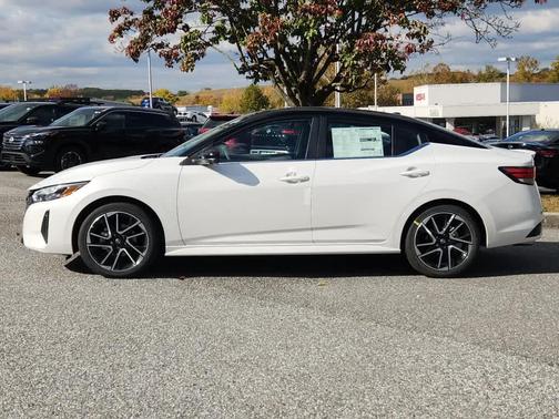 2025 Nissan Sentra SR