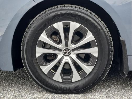 2022 Toyota Corolla Hybrid LE