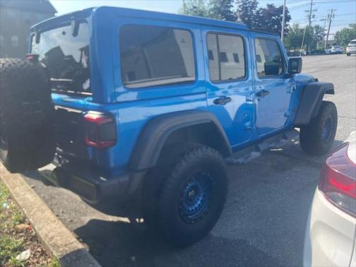 2022 Jeep Wrangler Unlimited High Tide 4x4