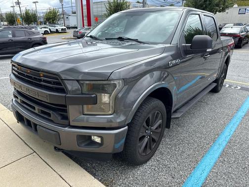Magnetic Metallic 2015 Ford F-150 XLT