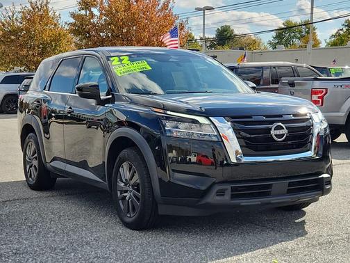 2022 Nissan Pathfinder S 4WD