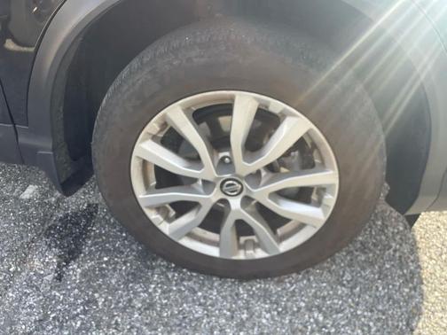 2022 Nissan Rogue Sport S