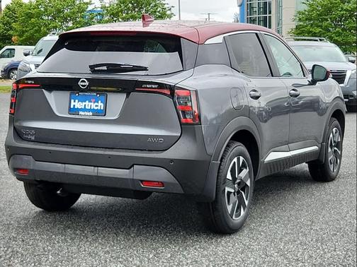 2025 Nissan Kicks SV
