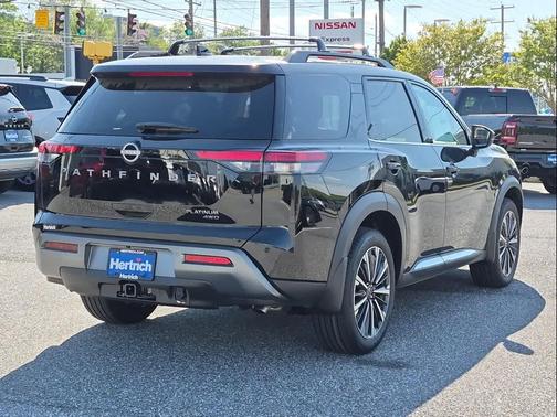 Super Black 2026 Nissan Pathfinder Platinum