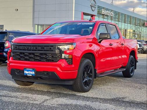 2022 Chevrolet Silverado 1500 Custom