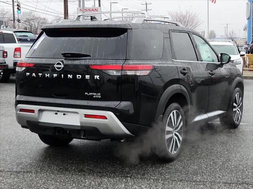 2025 Nissan Pathfinder Platinum 4WD