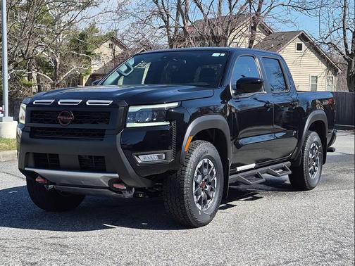 Super Black 2026 Nissan Frontier PRO-4X