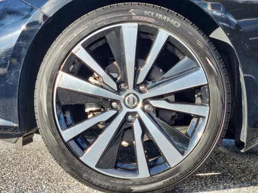 2022 Nissan Altima SR FWD
