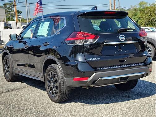 2019 Nissan Rogue S