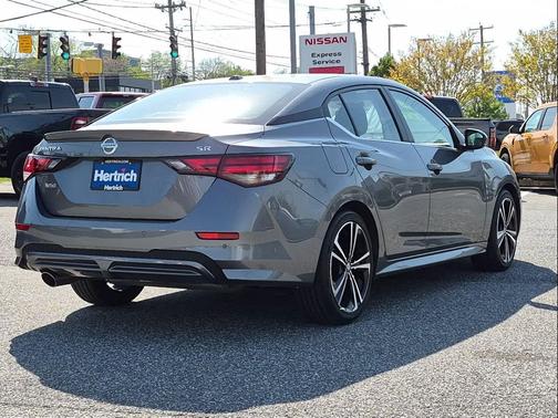 Gun Metallic 2023 Nissan Sentra SR