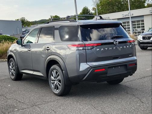 2025 Nissan Pathfinder SV 4WD