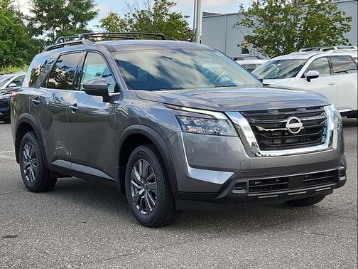 2025 Nissan Pathfinder SV 4WD