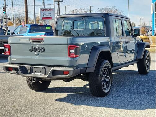 2025 Jeep Gladiator Sport