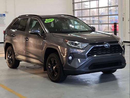 2021 Toyota RAV4 Hybrid XLE
