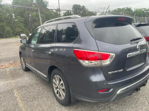 2014 Nissan Pathfinder SL
