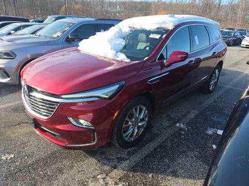 2023 Buick Enclave Essence AWD