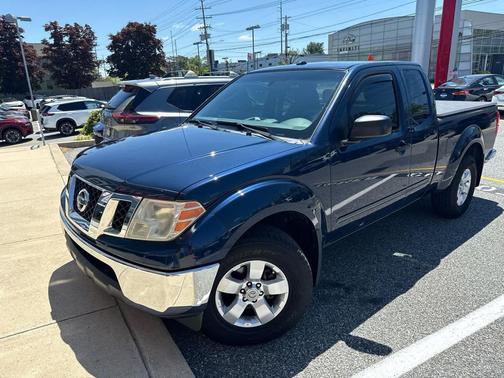 Navy Blue 2011 Nissan Frontier SV