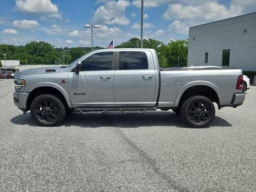 2021 RAM 2500 Laramie Crew Cab 4x4 6'4' Box