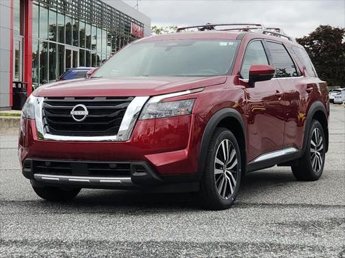 2025 Nissan Pathfinder Platinum 4WD