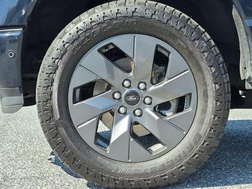 ANTIMATTER BLUE METALLIC 2023 Ford F-150 Lightning LARIAT