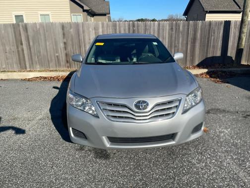 2010 Toyota Camry LE