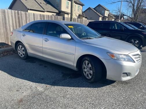2010 Toyota Camry LE