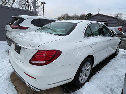 2017 Mercedes-Benz E-Class Luxury