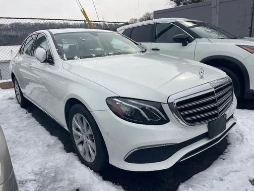 2017 Mercedes-Benz E-Class Luxury