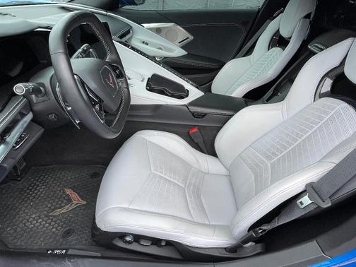 2024 Chevrolet Corvette Stingray w/2LT