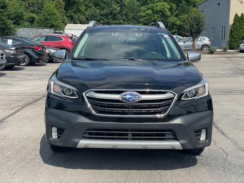 2022 Subaru Outback Touring XT