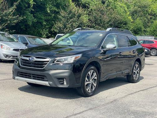 2022 Subaru Outback Touring XT