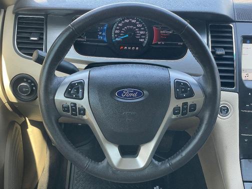 2018 Ford Taurus SEL