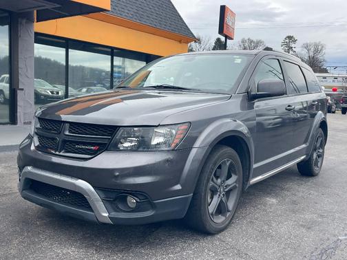 2019 Dodge Journey Crossroad