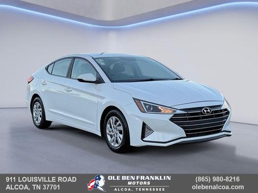 2019 Hyundai ELANTRA SE