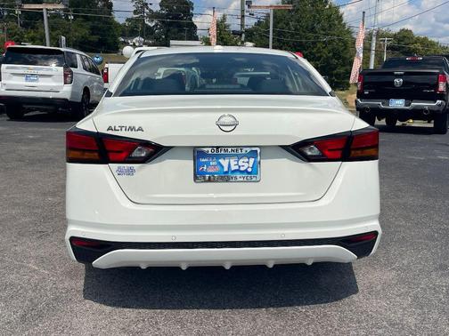 2025 Nissan Altima SV