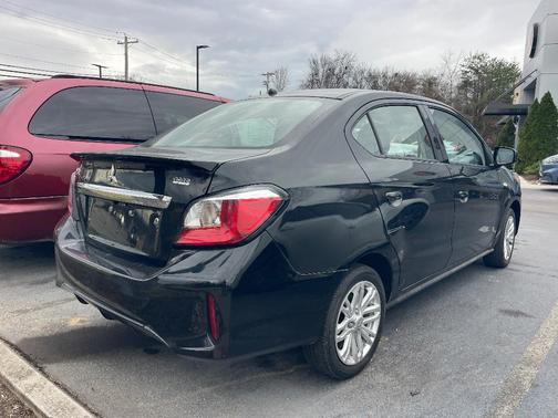 2021 Mitsubishi Mirage G4 LE