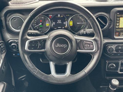 2022 Jeep Wrangler Unlimited 4xe Sahara