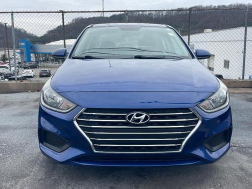 2020 Hyundai Accent SE