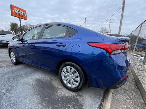 2020 Hyundai Accent SE