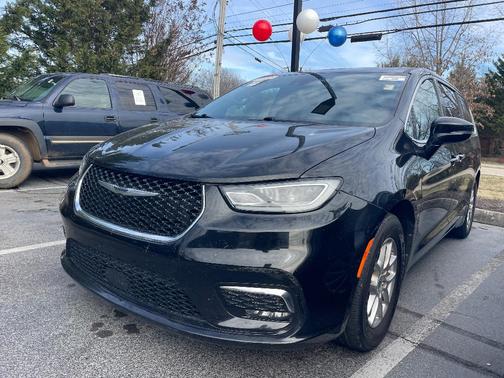 2024 Chrysler Pacifica Touring