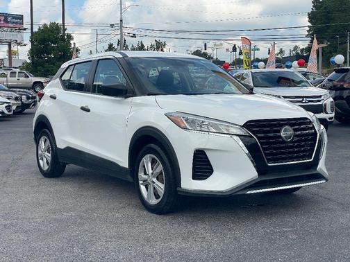 2021 Nissan Kicks S