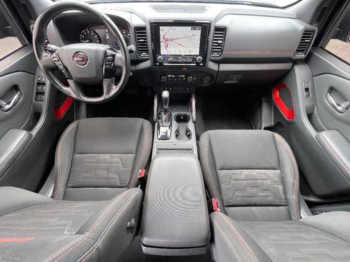 2022 Nissan Frontier PRO-X