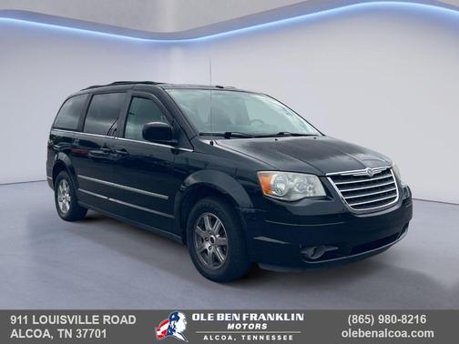2010 Chrysler Town & Country Touring