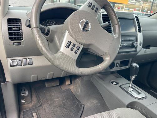 2021 Nissan Frontier SV