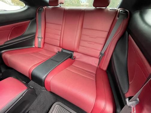 2017 Lexus RC 200t Base