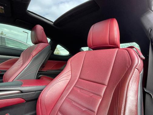 2017 Lexus RC 200t Base